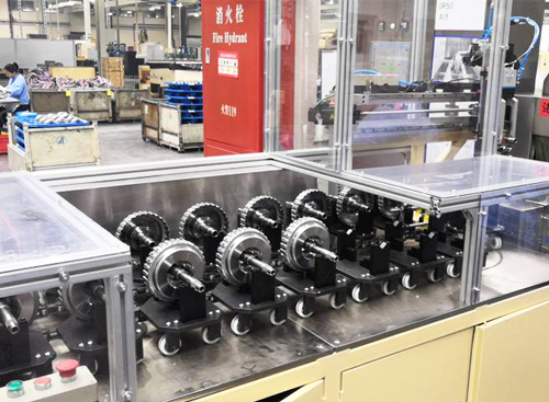 旋轉(zhuǎn)料倉